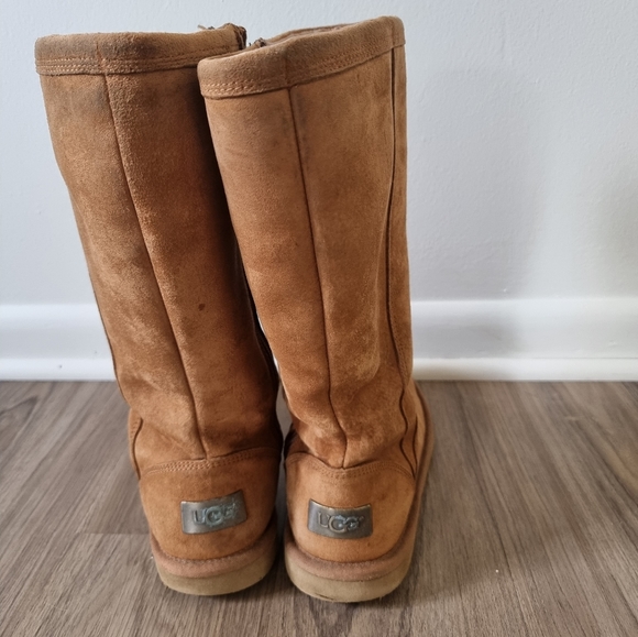 UGG boots - Picture 6 of 8